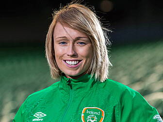 WATCH: Stephanie Roche bags an...